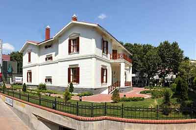 Mehmet Akif Ersoy Sanat Merkezi